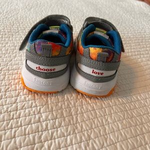 Saucony “choose love” velcro sneakers, size 8W Toddler.  GUC